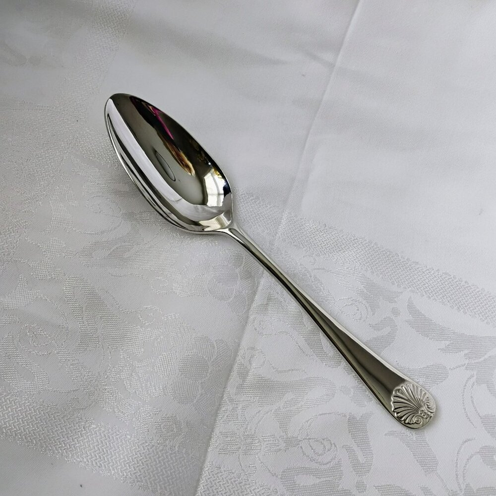 Kirk Stieff Williamsburg Royal Shell Serving Spoon, Korea Stainless Steel 9"